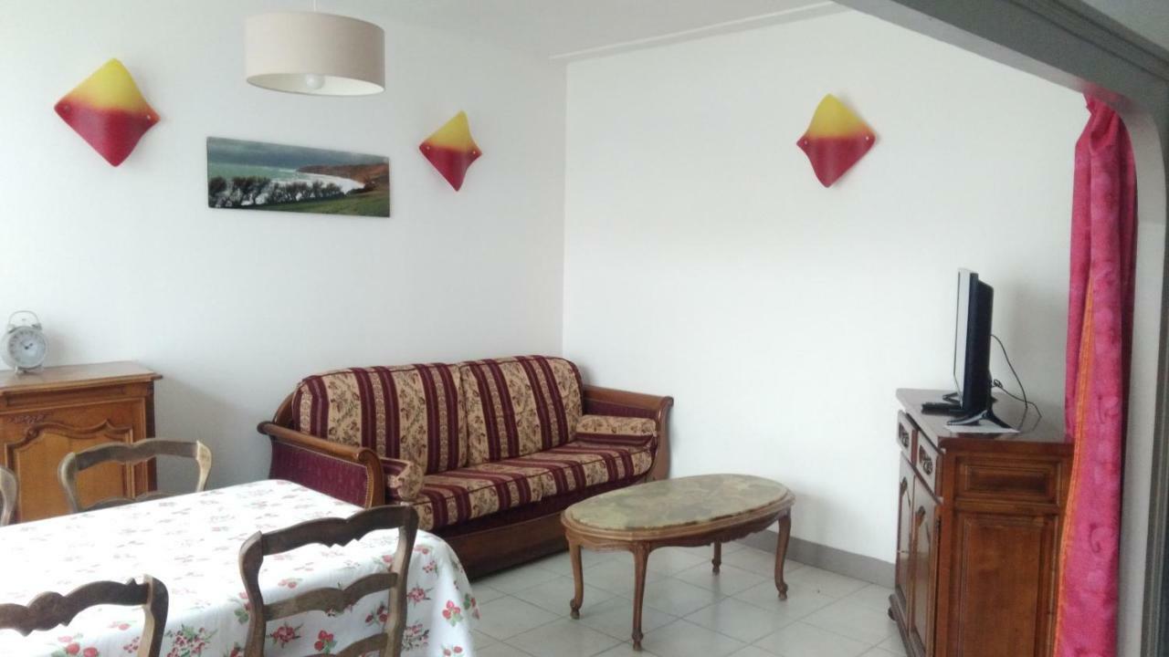 Ferienwohnung Gite Le Relais Saint-Pierre-Église Exterior foto